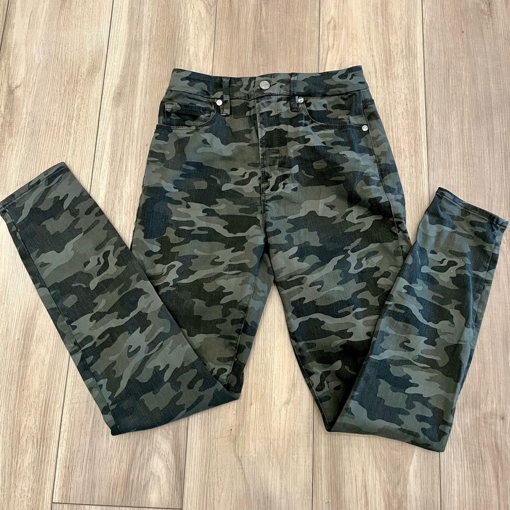 Good American camo jean